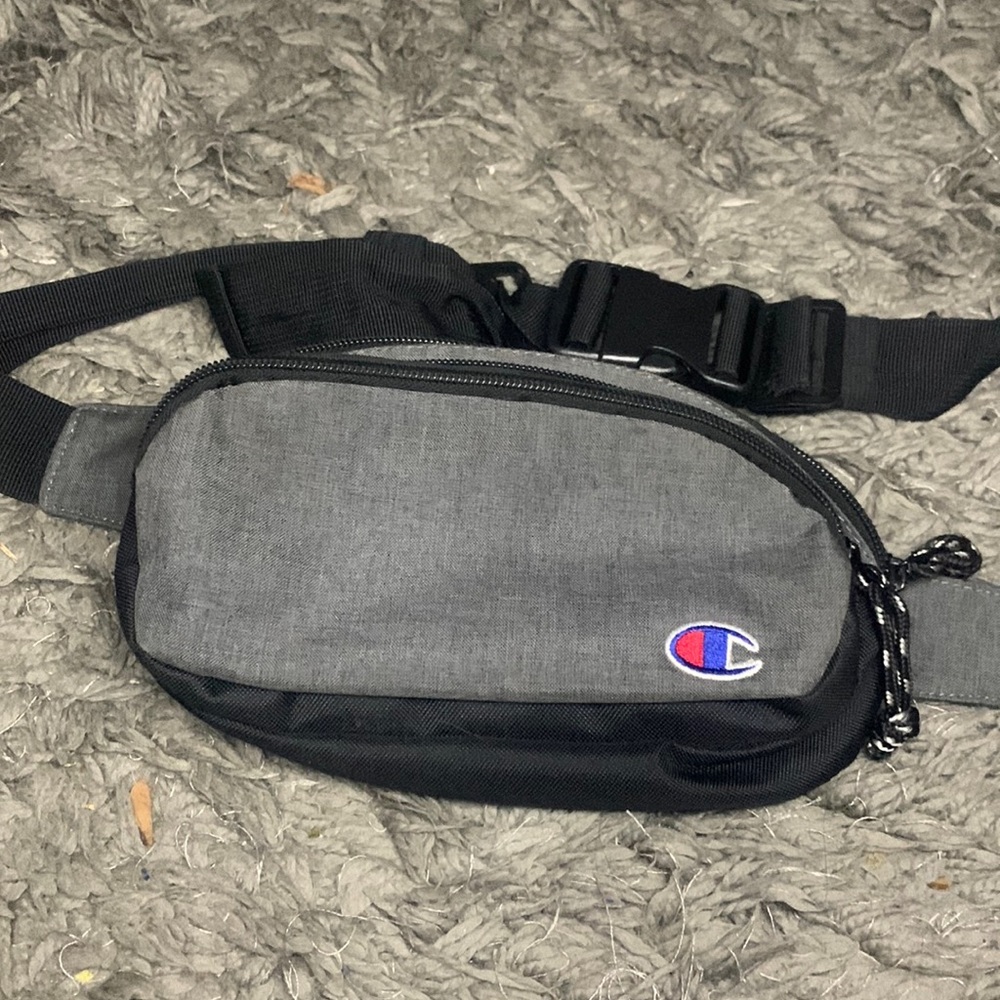 Champion Fanny Pack